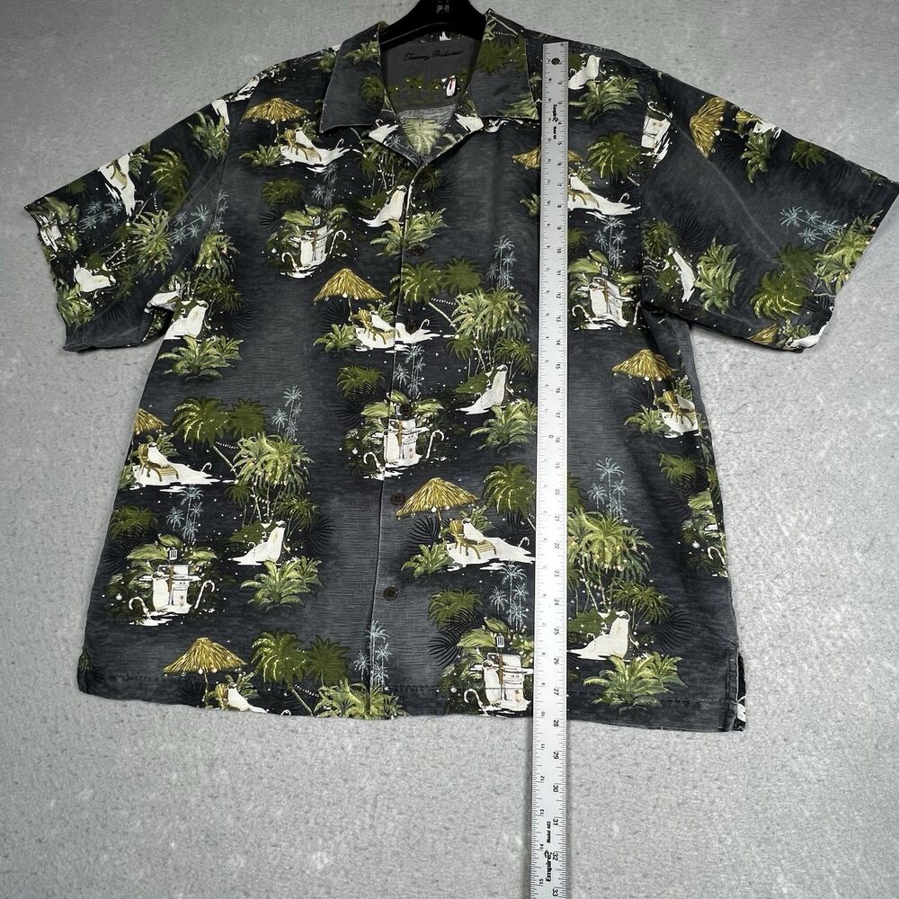 Tommy Bahama Mens XL Multicolor X Mas Hawaiian Silk Short Sleeve Limited Edition - Picture 7 of 13